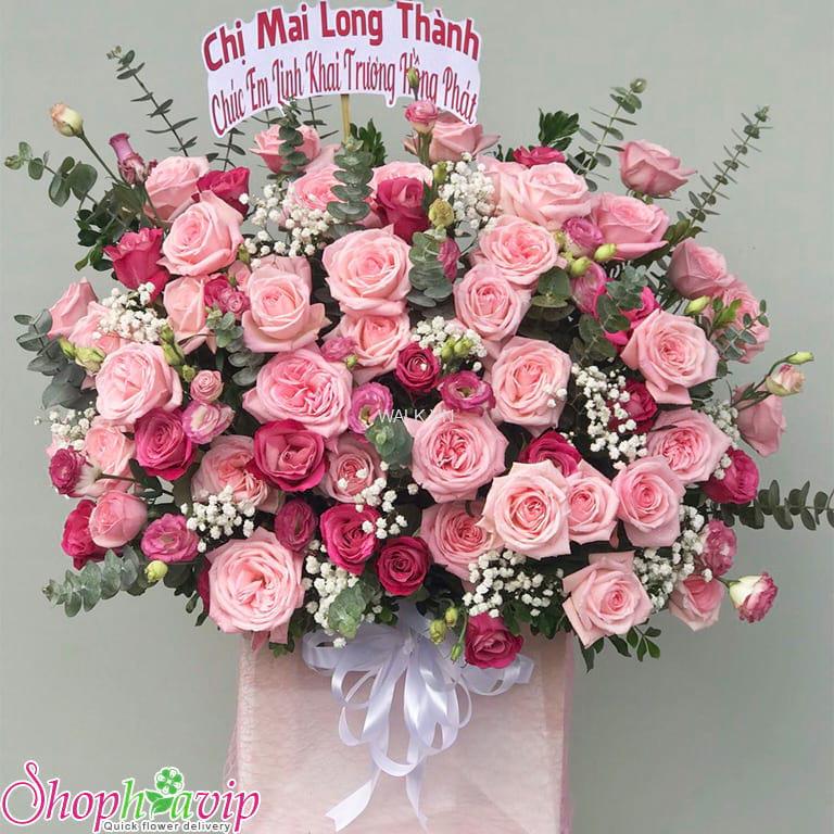 Bình hoa chúc mừng của hoa Vip Phan Rang